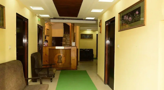 Hotel Ayaan Residency Manali, Забронировать Отель Отели Манали с завтраком, Завтраки