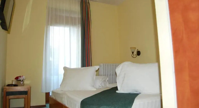 Hotel Bucegi Portile Regatului, Rezerwuj Hotel Hotele w Prahova Valley z parkingiem, Parking
