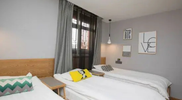 Номер Standard Luoyang Binyue Inn