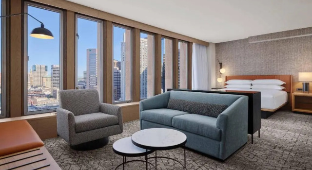 Двухместный номер Larger Sheraton Denver Downtown Hotel