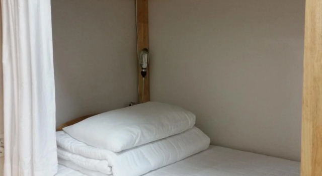 Happy Tree Guesthouse - Hostel
