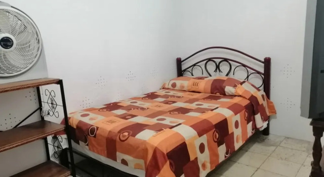 Трёхместный номер Standard c 1 комнатой Hostal Maple