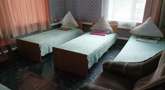 Кровать в общем номере Аркадия