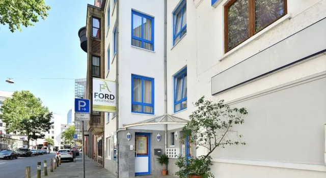 Ford Apartment