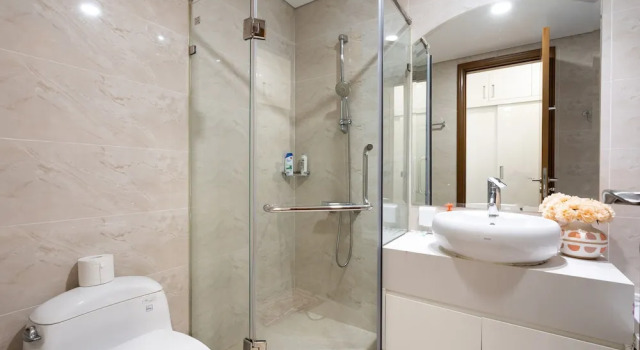 Апартаменты Superior с 2 комнатами с балконом и с видом на город Sens House Saigon - Serviced Apartments in Vinhomes Central Park