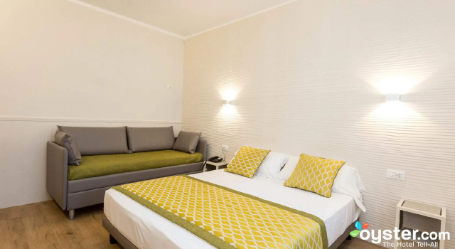 Трёхместный номер Superior Hotel Marco Polo Rome