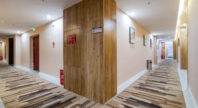Zunyi Shuiba Hotel (Xinpu Linda Food City), Varaa Hotelli Zunyi Guizhou