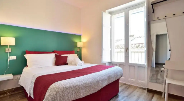 Семейный номер Standard с балконом Modica Old Town Rooms