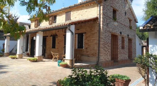 Studio in Castel Colonna, With Private Pool and Wifi Near the Beach, Rezervovat Hotel  