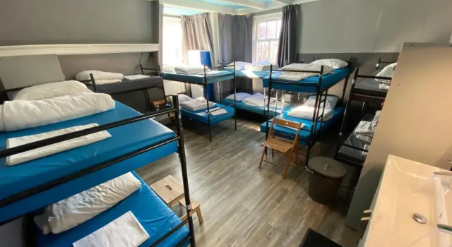 Кровать в общем номере Hostel Cosmos Amsterdam