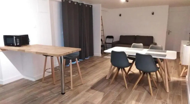 Appartement "Le Clos" pour 6 personnes dont 2 Chambres et 2 salles de bain, Prenota Appartamento Saint-Nectaire 