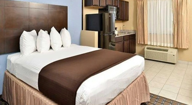 Western Inn & Suites, Rezerwuj Hotel Carrizo Springs 
