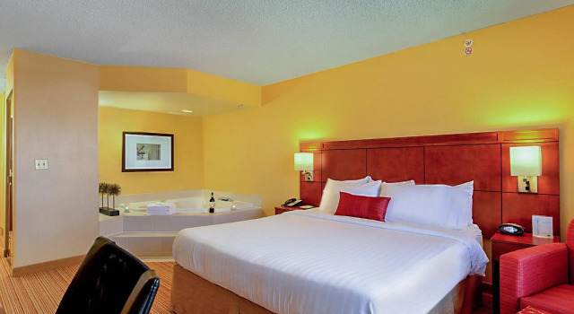 Двухместный номер Standard Fairfield Inn & Suites by Marriott Frederick