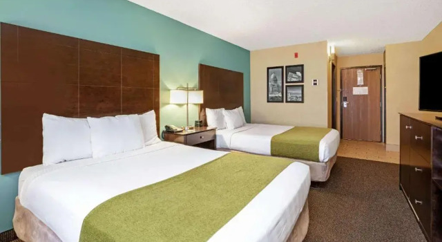 Четырёхместный номер Standard La Quinta by Wyndham Boise Airport