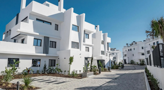 LAE13.1D- Apotel  Estepona hills by Roomservices