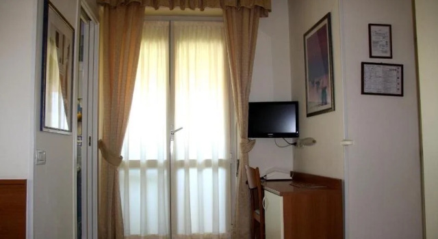 Hotel Angela, Rezerwuj Hotel Hotele w Romagna ze śniadaniem, Śniadanie