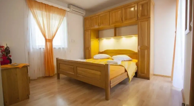 Apartment Almera N4, Забронировать Апартаменты/квартира Апартаменты Макарска, рядом с Набережная Рива (Макарска), Апартаменты/квартира