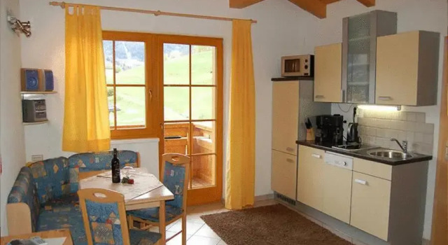 Апартаменты с 2 комнатами с балконом Chalet Ladis