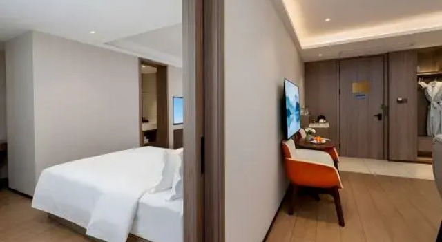 Люкс Executive Jingzhou | Shiye Sky Garden · Riverview Holiday Hotel (Wuyi Road Branch)