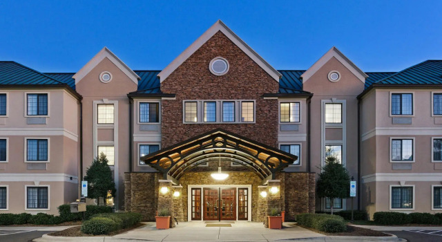 Номер Standard Staybridge Suites - Charlotte Ballantyne by IHG