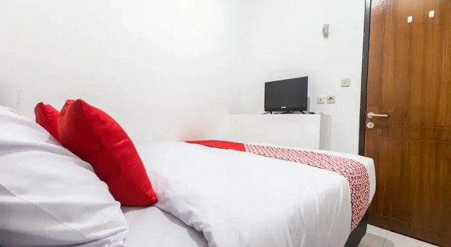 Feby Inn by OYO Rooms