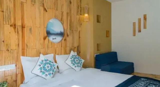 Wanfenglin Shanshuijian Meisu Hotel, Varaa Hotelli Xingyi Guizhou