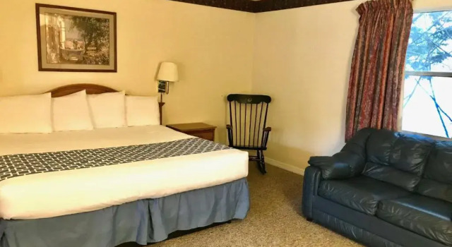 Двухместный номер Standard Four Seasons Inn