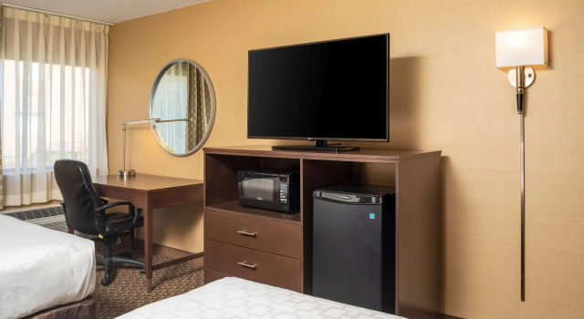 Четырёхместный номер Standard Clarion Pointe Harrisonburg