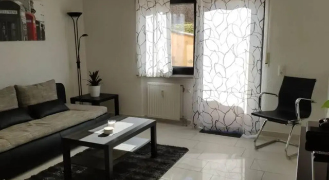 Schöne Wohnung in ruhiger zentraler Lage, Rezervați Hotel Rodgau Hessen