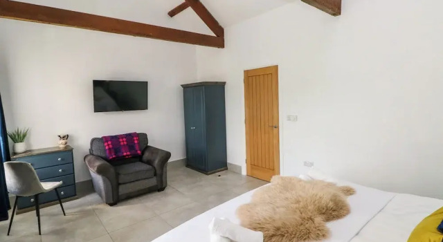 Little Pale, Reservar Casa de férias Llandyfriog Glamorgan