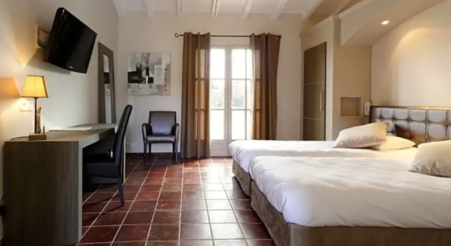 Двухместный номер Superior с видом на сад Logis Hôtel Restaurant La Bergerie