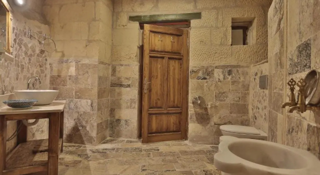 Четырёхместный люкс Deluxe Goreme Palace Cave Suites