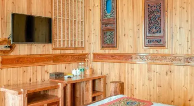 Люкс InYue Holiday Hotel
