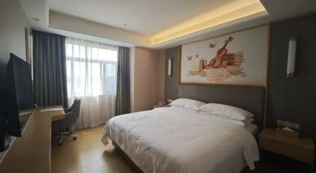 Люкс Deluxe Vienna Hotel (Xiaokunshan)