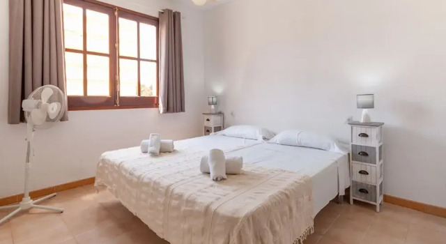 Fabulous Holiday Home in Miami Platja With Sea Views