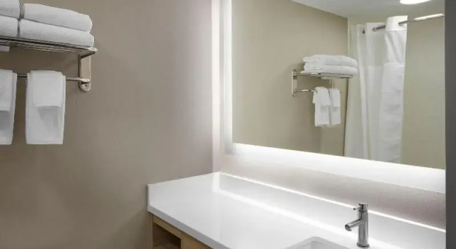 Люкс с балконом и oceanfront SpringHill Suites by Marriott Virginia Beach Oceanfront