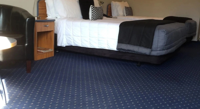 Студия Standard Bay City Motor Lodge