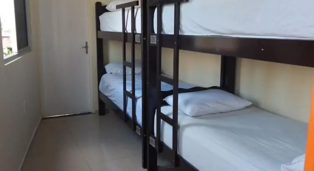 Кровать в общем номере Good Hostel & Pousada