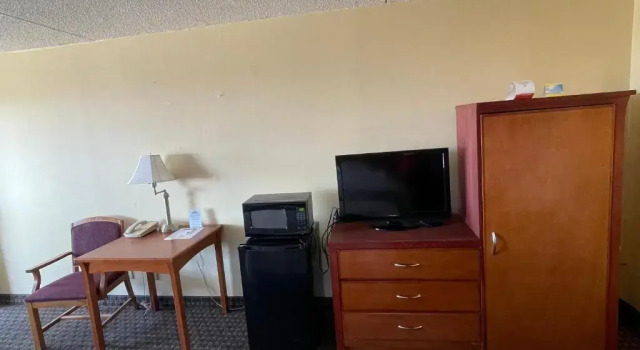 Standard Zimmer Days Inn by Wyndham Salina South