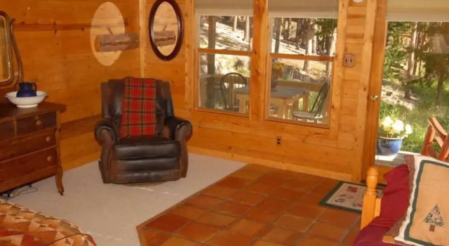 Sunrise Lodge, Buchen Sie Hotel Evergreen Colorado