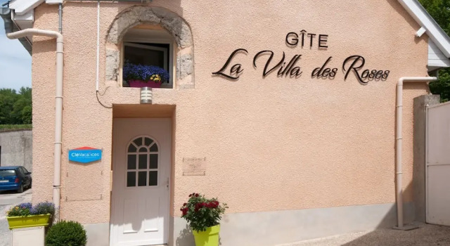 La Villa des Roses au cœur de Cormoyeux, Prenota Villa Cottage a Champagne-Ardenne, Cottage