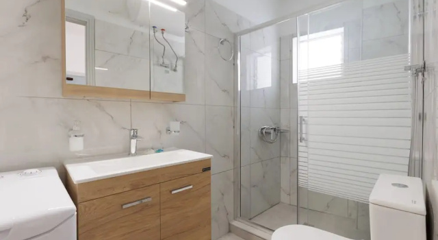 Апартаменты с 2 комнатами с балконом и с видом на море Salt & Sun Apartments by Konnect, at Kaminaki Beach
