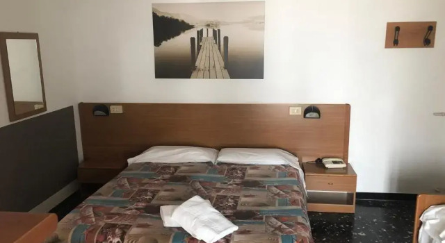 Трёхместный номер Standard Hotel Miramare