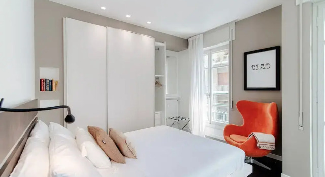MyHomeInComo - Art Design Suites, Забронировать Бутик-отель Отели Комо с парковкой, рядом с Площадь Кавур, Парковка