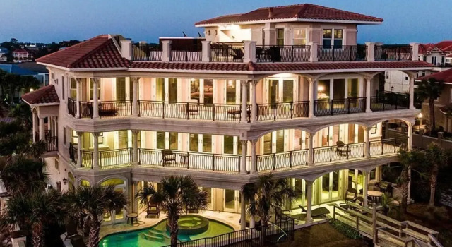 Коттедж Capitano 7 Bedroom Holiday Home by Five Star Properties