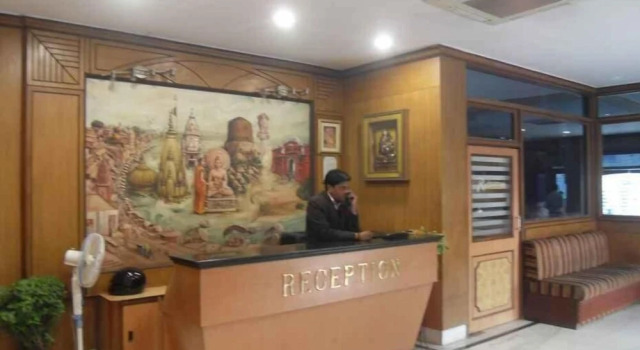 ADB Rooms Hotel Surabhi International,Varanasi