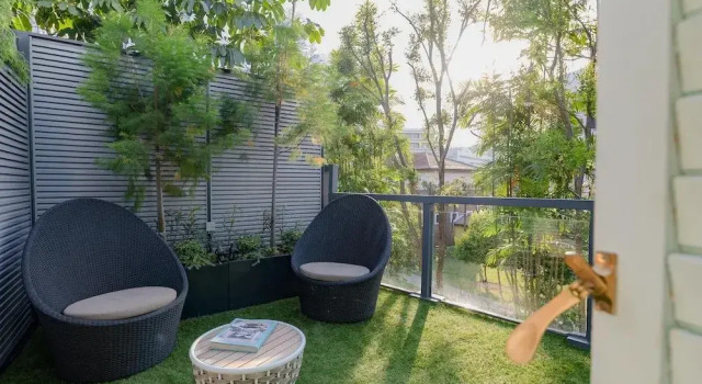 Premier Studio Naumi Liora Hotel