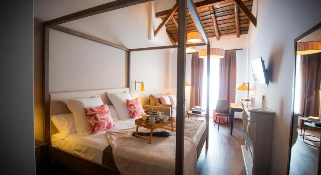 Los Tinajones, Book Hotel Colmenar de Oreja Community of Madrid