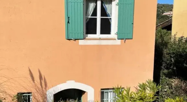 Villa "Les Greens" - Ste Maxime - 6 pers - Fibre - Proche Plages et Centre-Ville, Забронировать Вилла Отели Сент-Максима с бассейном, Бассейн