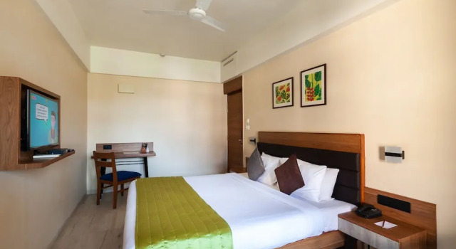 Номер Superior с балконом So My Resort